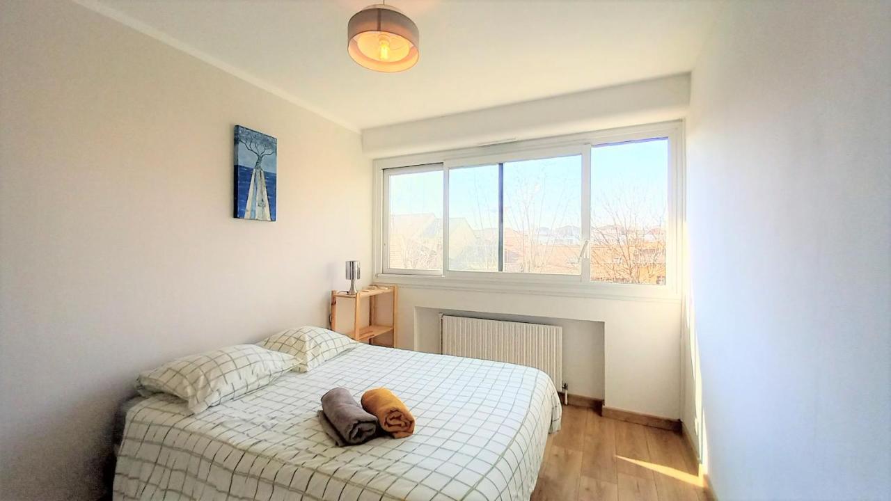 Magnifique Cocon - Metro A Republique - 2 Belles Chambres Avec Dressings - Wifi Gratuit - Netflix - Au Calme Absolu - Lumineux - Jardin Arbore Partage Dans La Residence Villeurbanne Exteriör bild